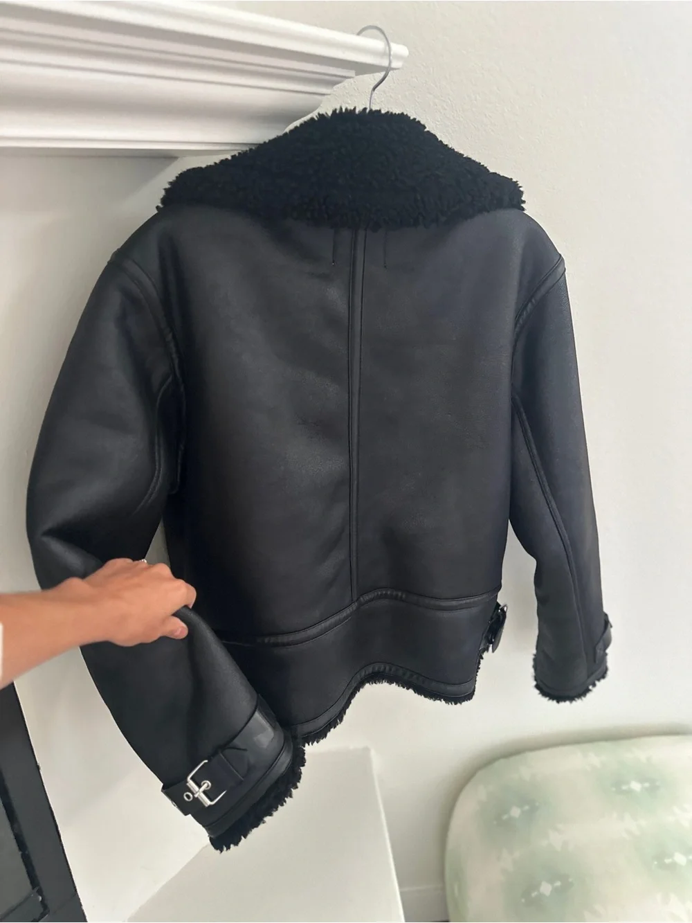 JASON WU 🖤 Cozy Black Vegan Leather & Shearling Moto Jacket Sz Large very Warm